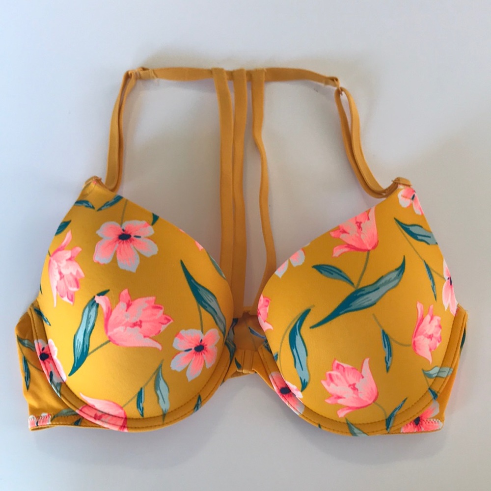 VS PINK Wear Everywhere T-Shirt PushUp Bra 34C